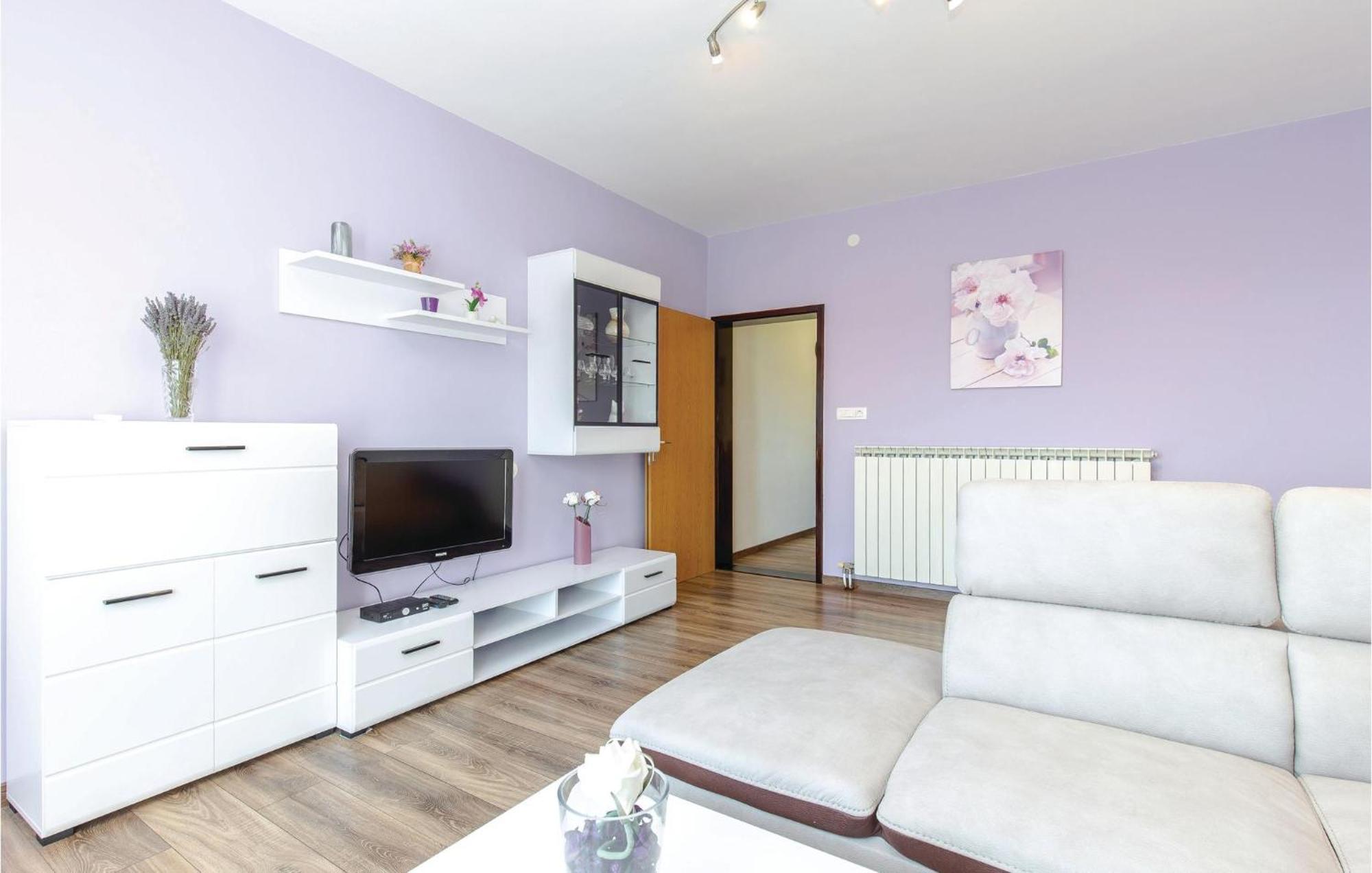 Gorgeous Apartment In Crikvenica With Kitchen Zewnętrze zdjęcie
