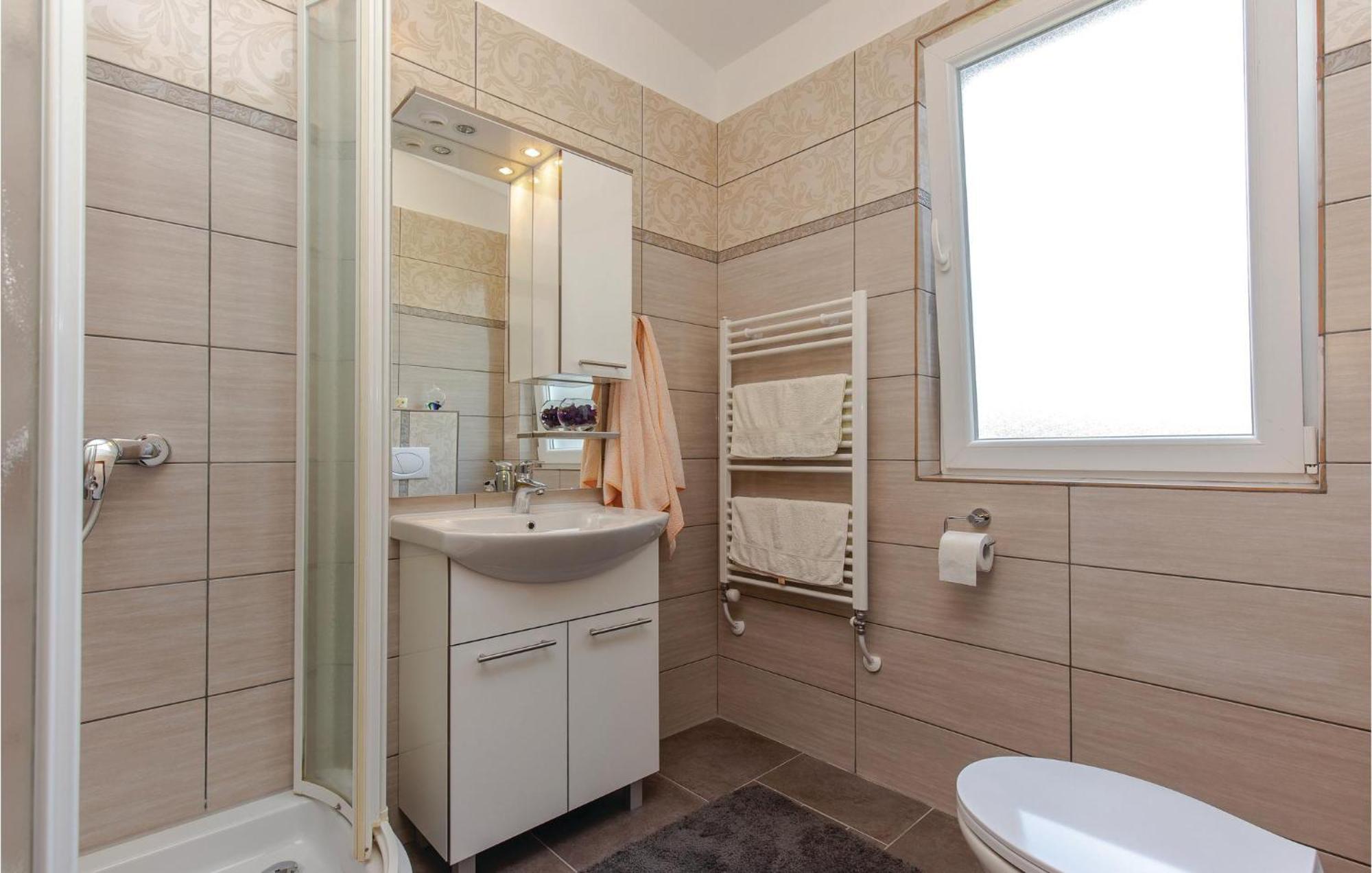 Gorgeous Apartment In Crikvenica With Kitchen Zewnętrze zdjęcie
